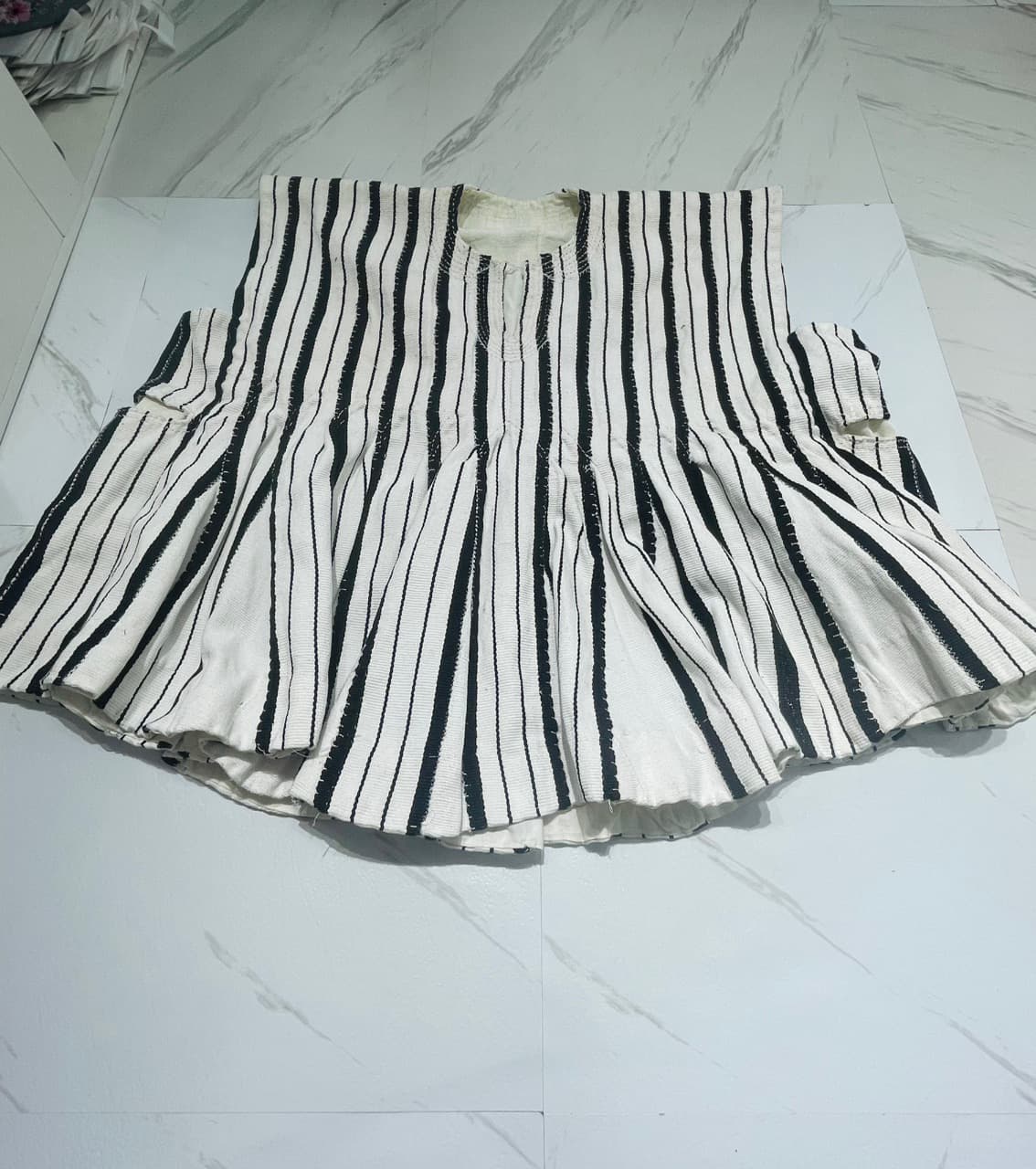 Men’s Sleeveless Fugu/Smock — photo 1. Sefa Fabrics, Accra, Ghana.