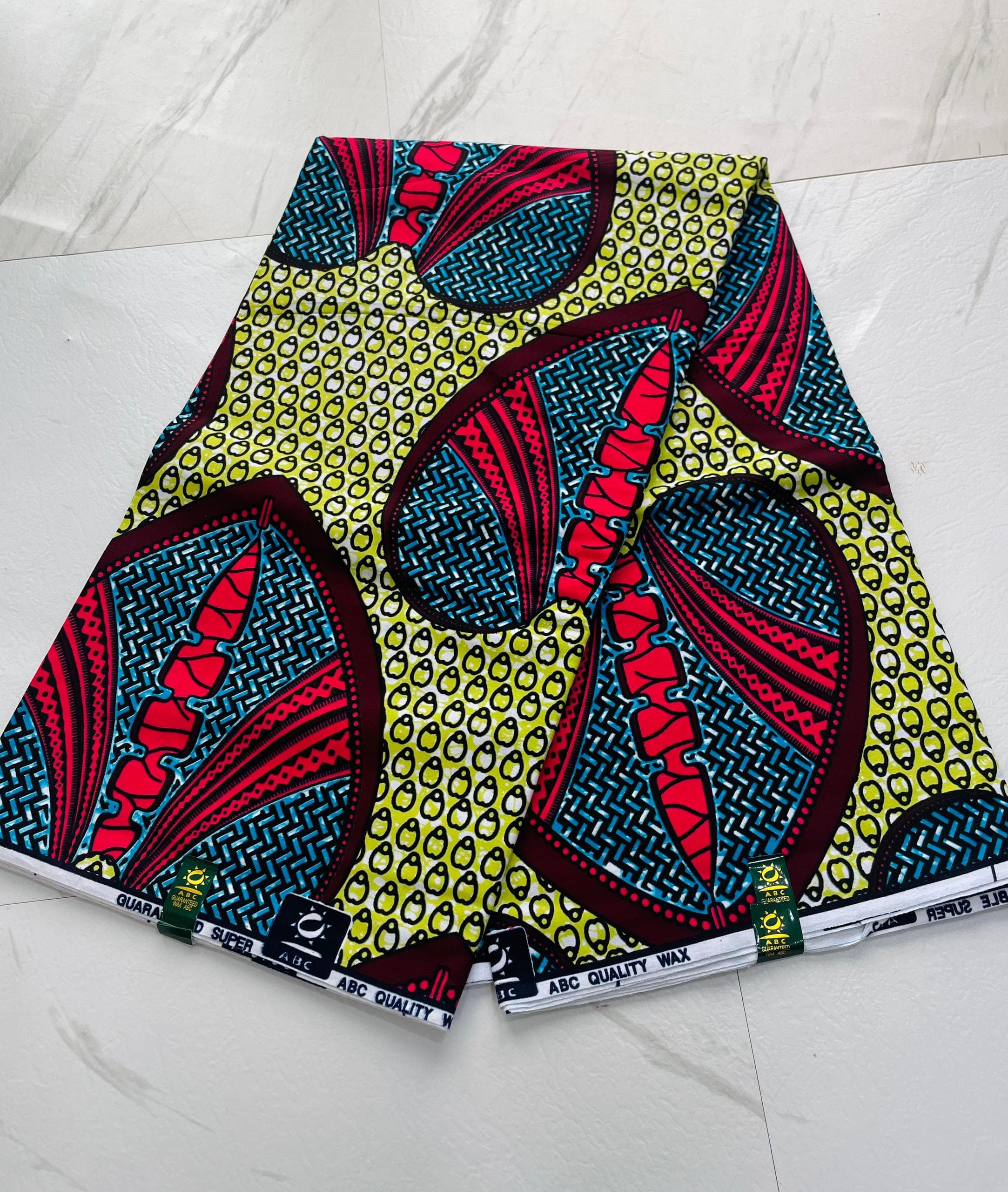African Print Fabric — Style 04 — photo 1. Sefa Fabrics, Accra, Ghana.